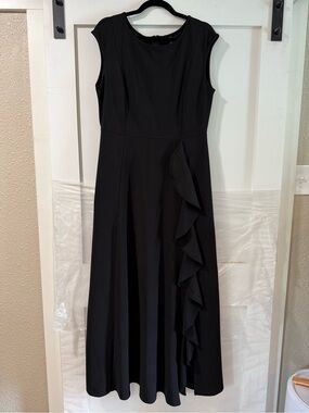 Sleeveless Black Maxi Dress with Side Ruffle